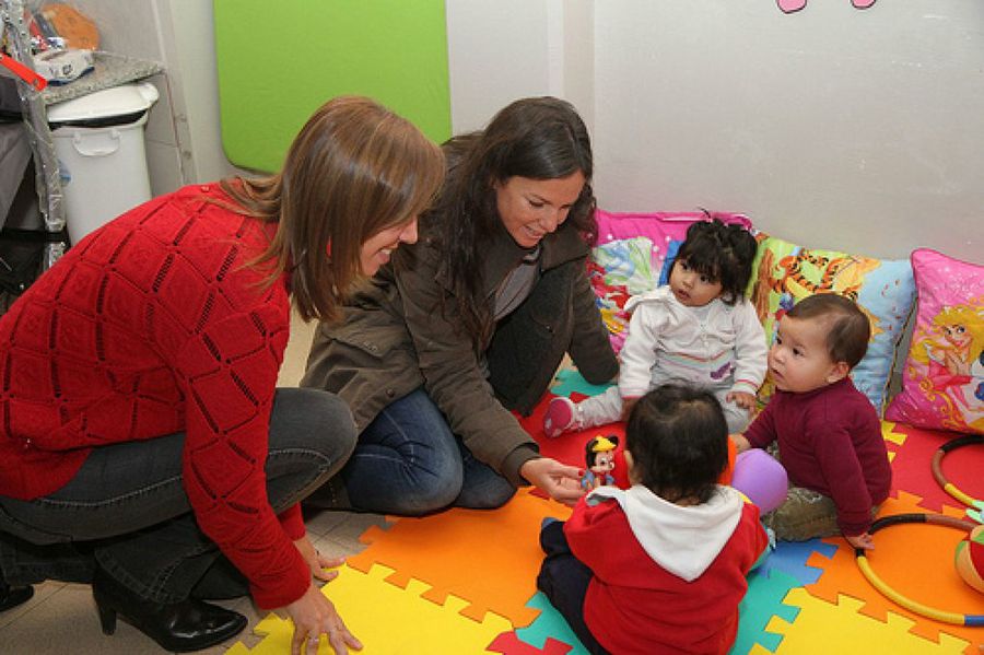 SE ESTA BUSCANDO NIÑERA DE CONFIANZA PARA CASA Y PARA GUARDERIAS | EMPLEOS 2026